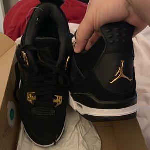 Air Jordan 4 royalty
